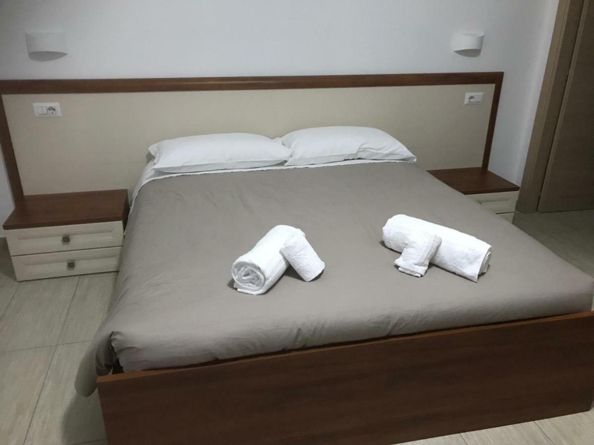 Guest House Villa Mamurra Formia Room photo