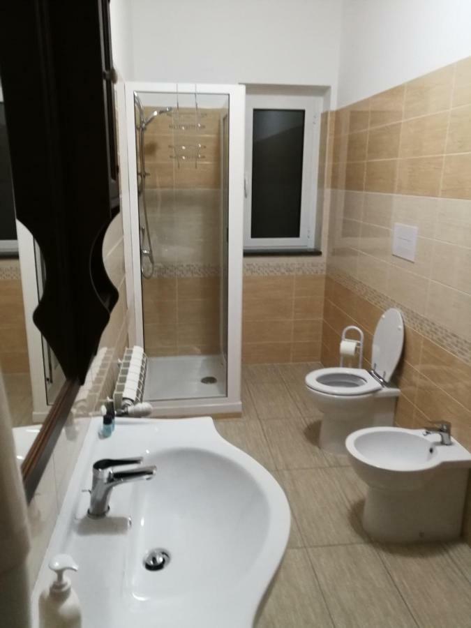 Guest House Villa Mamurra Formia Room photo